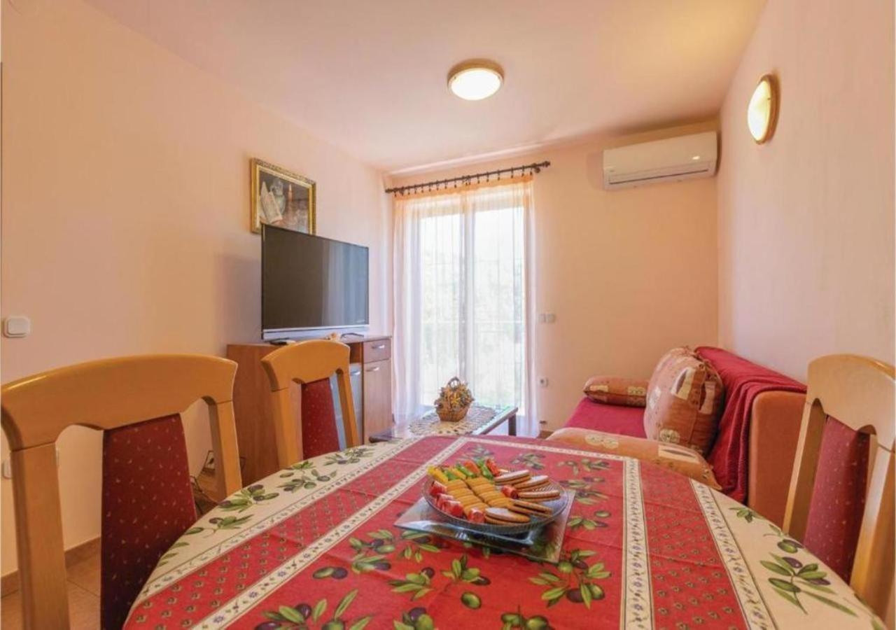 Adria Vrsar Apartment Екстериор снимка