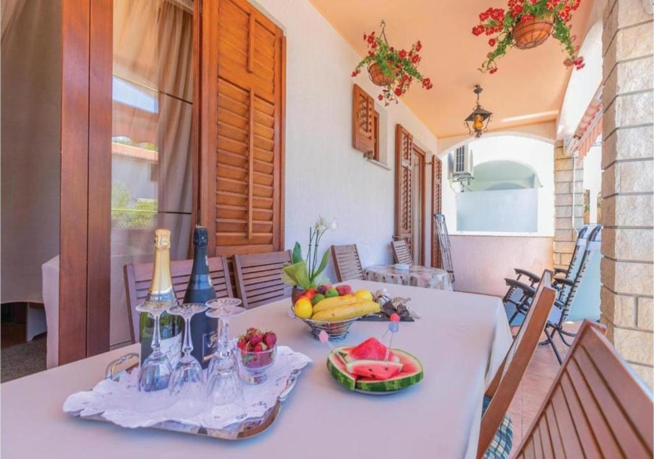 Adria Vrsar Apartment Екстериор снимка