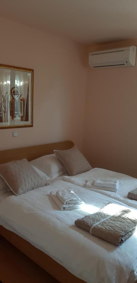 Adria Vrsar Apartment Екстериор снимка
